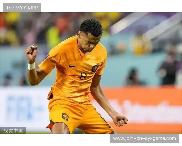 埃因霍温前压奏效，加克波不断寻找机会