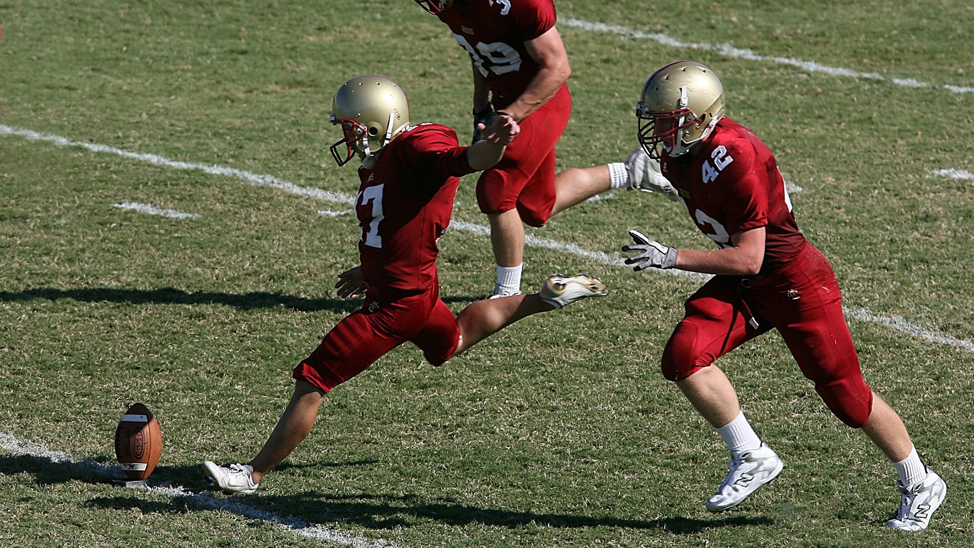 _离线与线上结合：赛事观看体验的未来_，离线和在线不同