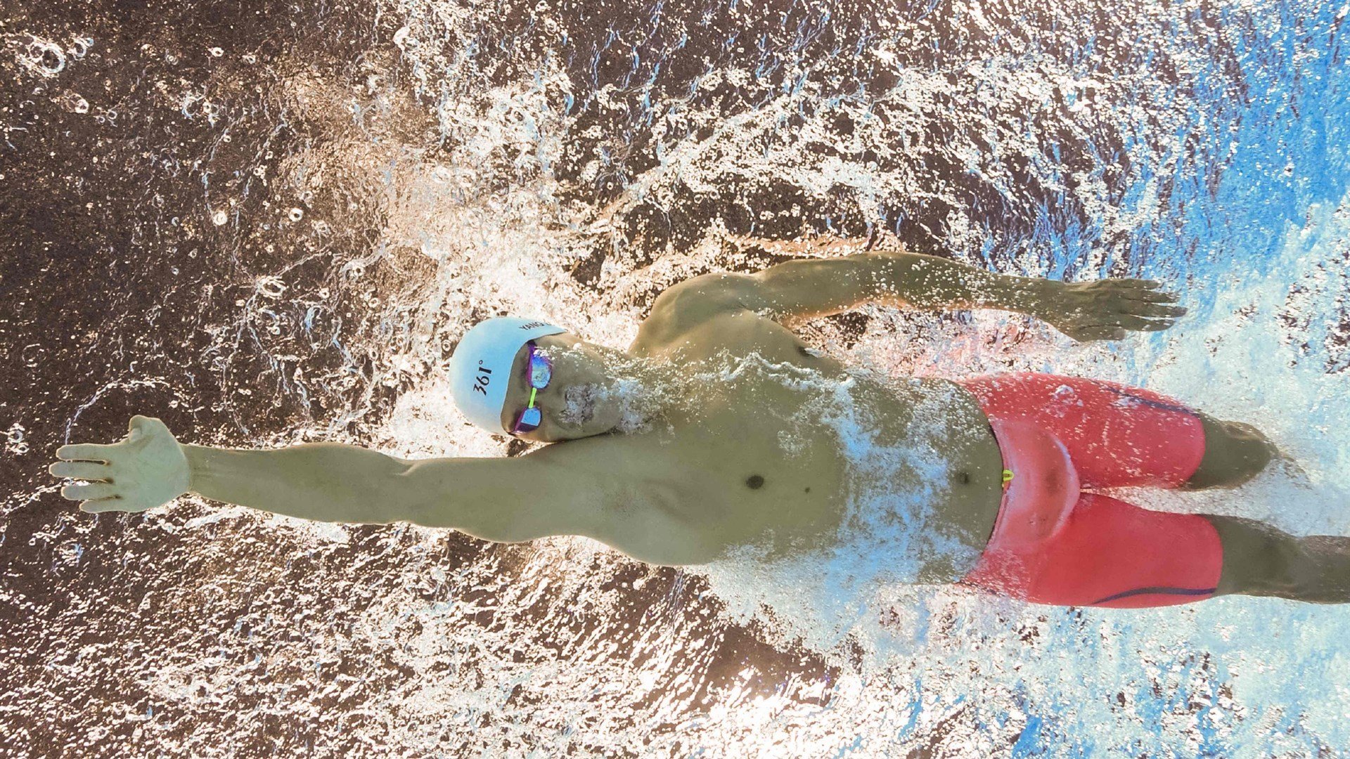 《电竞直播平台竞争激烈，内容多样化成为制胜关键》，电竞直播是什么干嘛的